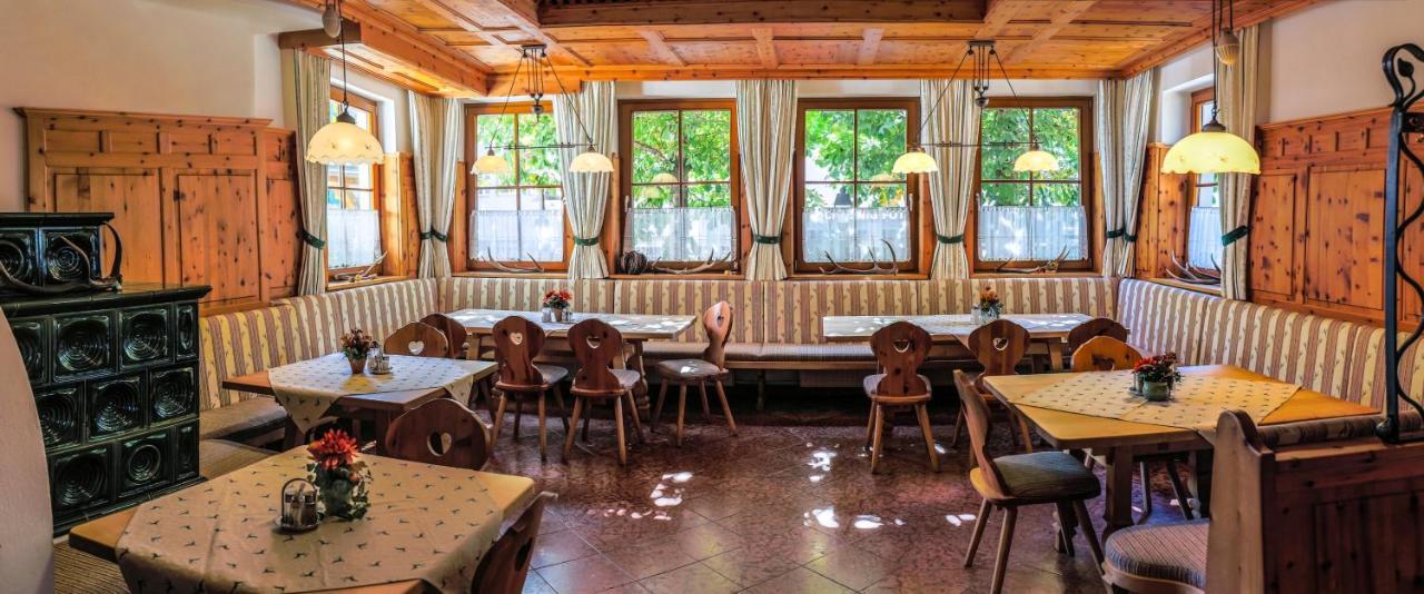 Hotel Alpenrose Muehlbach Am Hochkoenig Exteriör bild