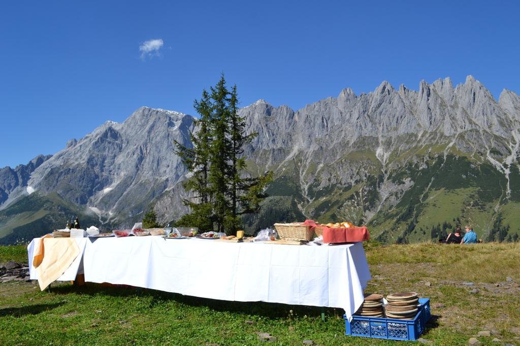 Hotel Alpenrose Muehlbach Am Hochkoenig Exteriör bild