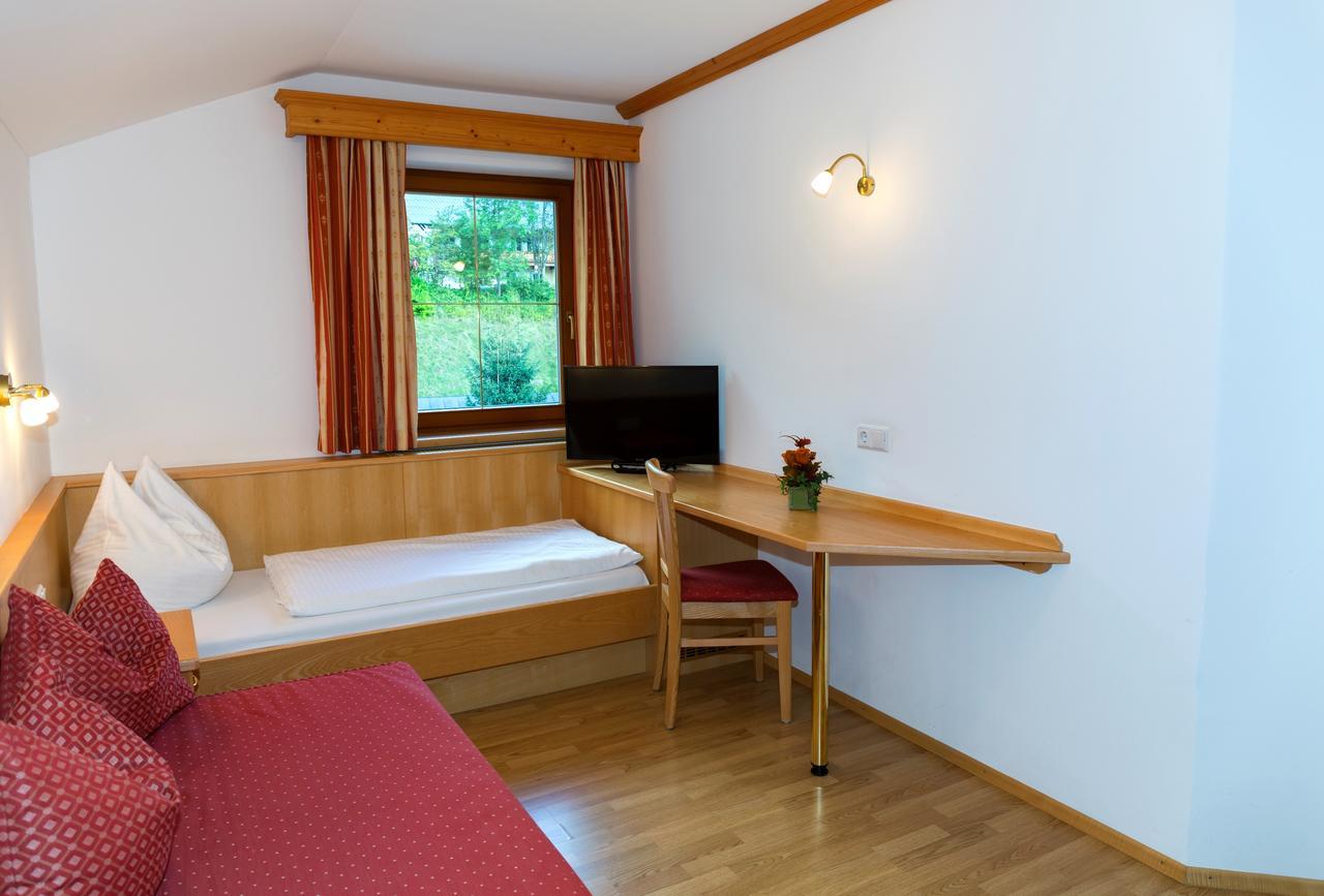 Hotel Alpenrose Muehlbach Am Hochkoenig Exteriör bild